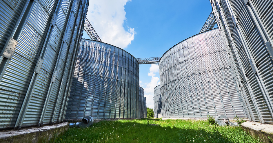 Waste processing - Silos - Bright Green Partner